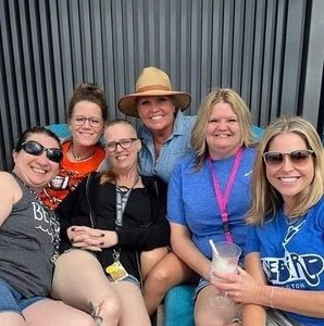 Meet your Posher, Christie